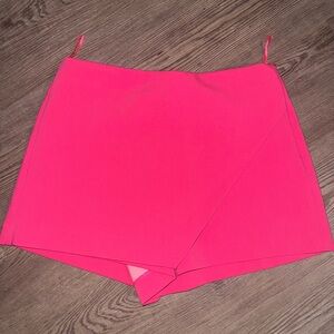 Zara Pink Skorts High-Waisted Modern Design